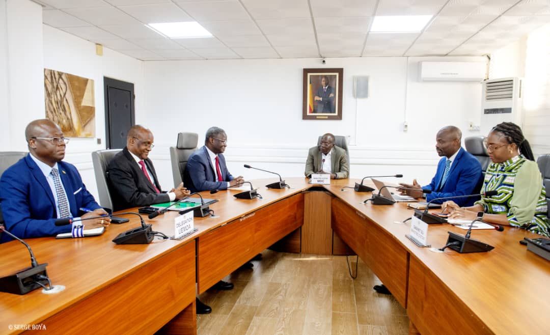 audience_pcom_chez_le_ministre_detat_bio_tchiane_cotonou_18_12_23_3.jpeg audience_pcom_chez_le_ministre_detat_bio_tchiane_cotonou_18_12_23_3.jpeg