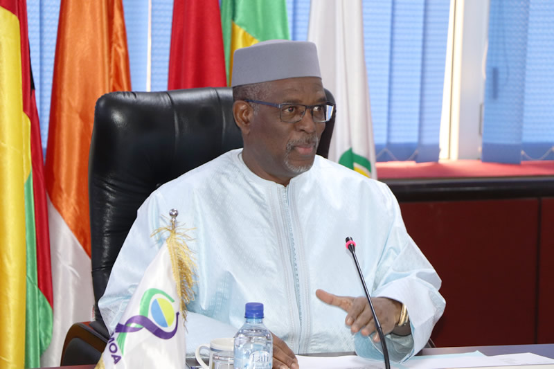 photo_pcom_revuepolitique_bissau_ed2019.jpg photo_pcom_revuepolitique_bissau_ed2019.jpg