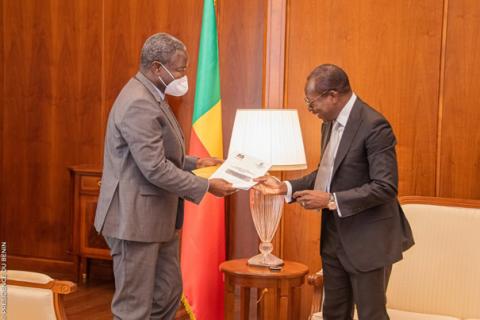 Image avec le ministre TALON