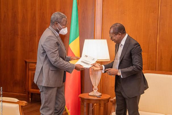 Image avec le ministre TALON