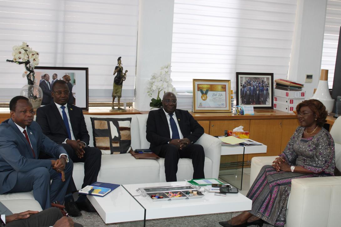 Le Commissaire Paul Koffi KOFFI reçu par le Ministre de l’Economie, du Plan et du Développement de Côte d’Ivoire